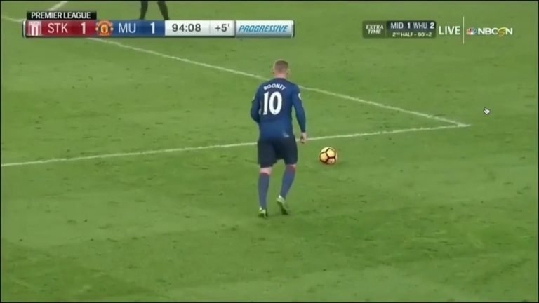 Se convierte @WayneRooney en máximo goleador del @ManUtd con este golazo
