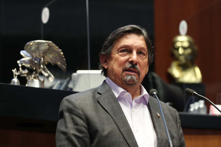 Senado aprueba reformas para regular el outsourcing