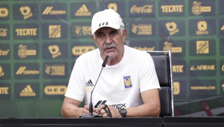#Tuca Ferreti confirmó su salida de @TigresOficial tras 11 años en el banquillo